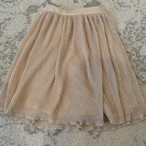 H&M cream and silver pleated skirt